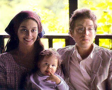 Sara, Bob, Jakob Dylan